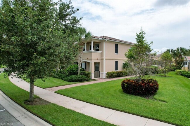 Primary Photo - Furnished 3-Bedroom Single Family Home wit...