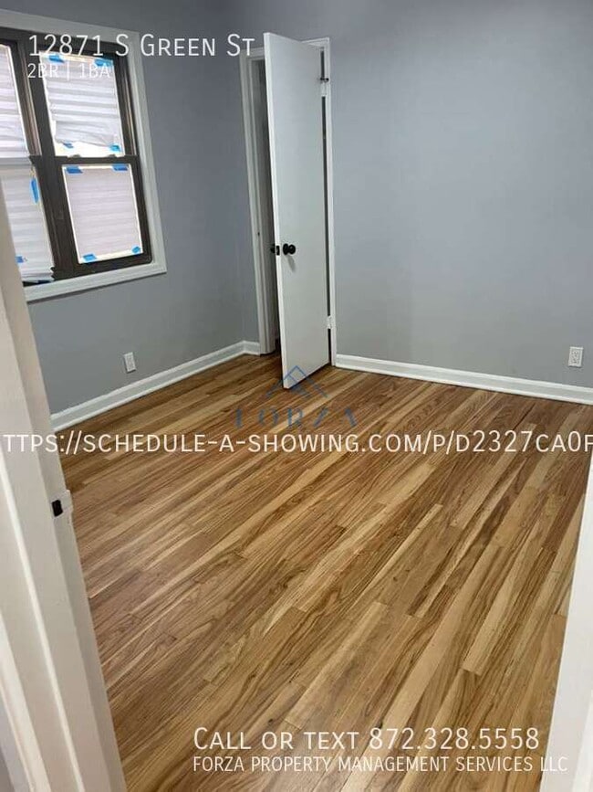 Building Photo - 12871 S Green St