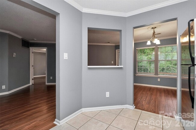 Building Photo - 6510 Clavell Ln