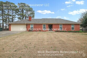 Building Photo - 2202 Manchester Cir SW