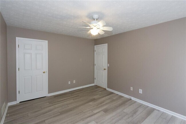 Building Photo - 4291 Fiddlers Bend