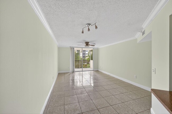Building Photo - 8363 Lake Dr