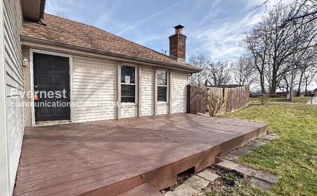 Building Photo - 6121 N Baltimore Ave