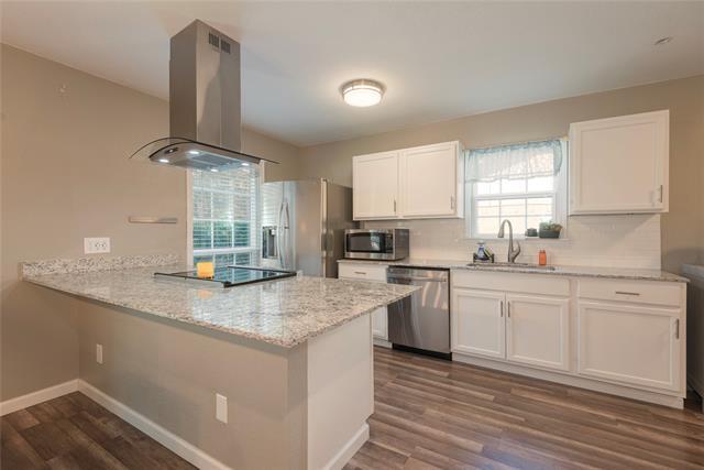 Building Photo - 2211 Yewpon Dr