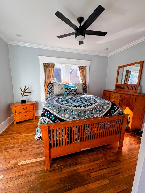 Building Photo - 7818 6th Ave S