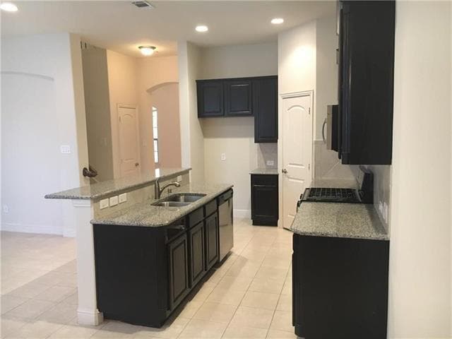 Building Photo - 8619 Naomi St