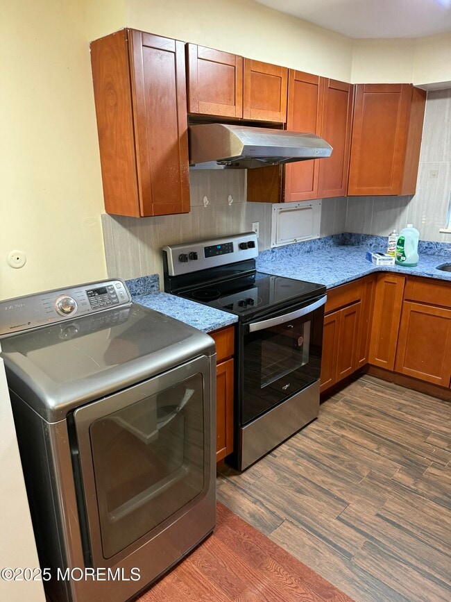 Building Photo - 42K Cambridge Ct