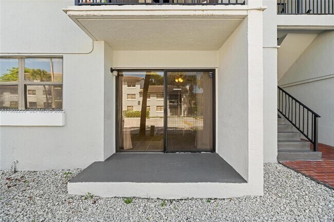 Building Photo - 7200 NW 179th St