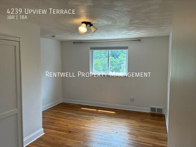 Building Photo - 4239 Upview Ter