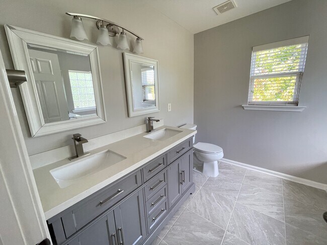 Building Photo - 4034 Remington Oaks Cir