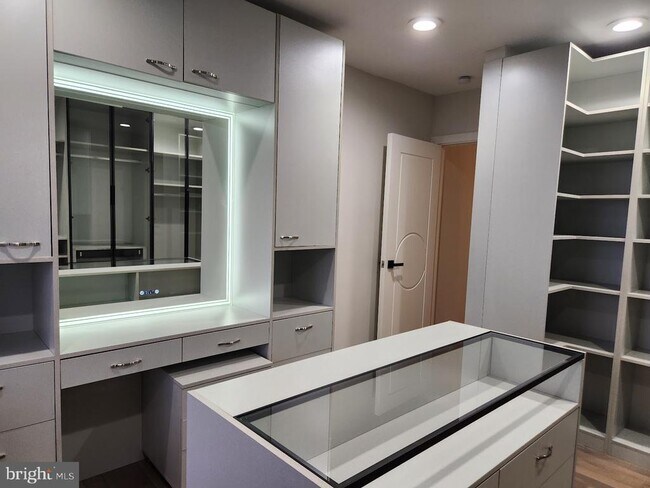 Building Photo - 3202 Banneker Dr NE