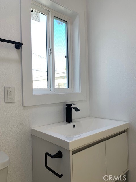 Building Photo - 247 N New Hampshire Ave