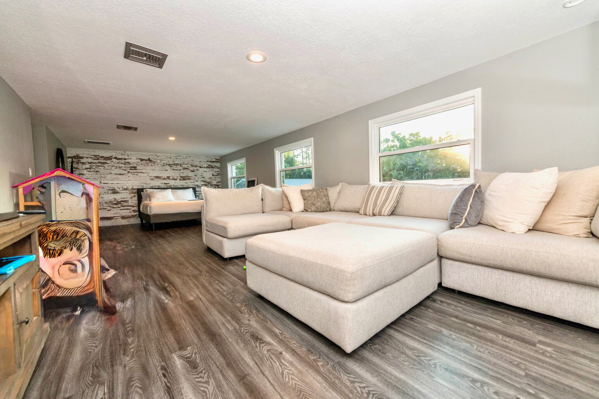 Building Photo - 16887 97th Way N