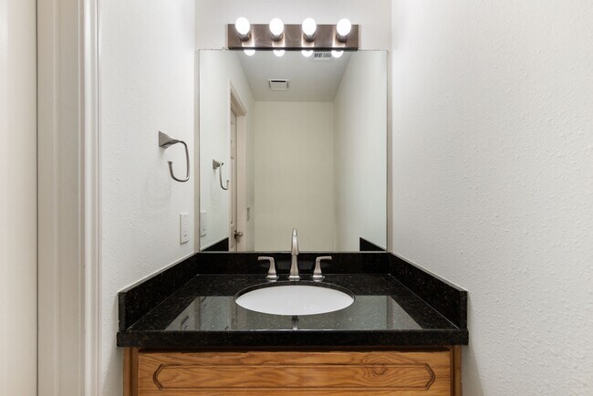 Building Photo - 59 Fire Flicker Pl