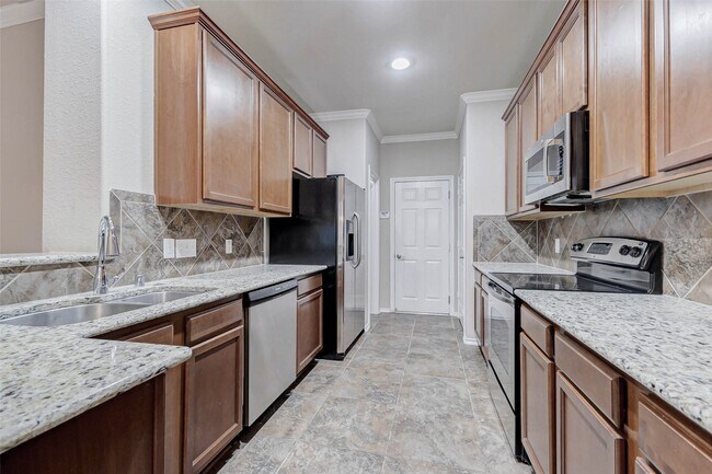 Building Photo - 24558 Folkstone Cir