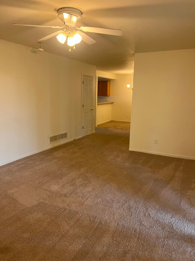 Building Photo - 2303 E 27th Terrace