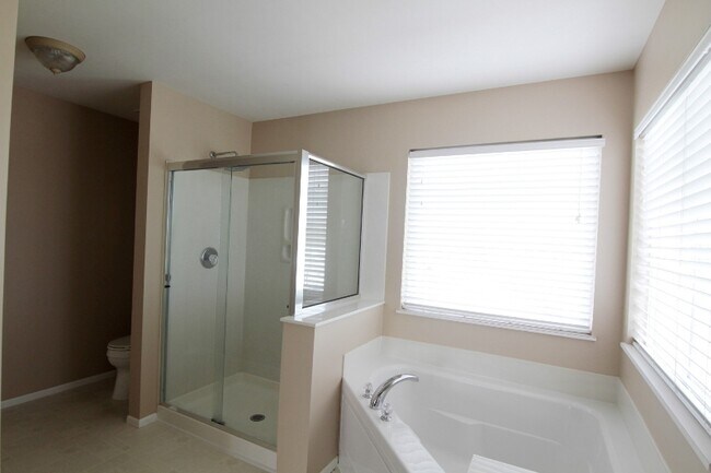 Building Photo - 95 Counsel Ct