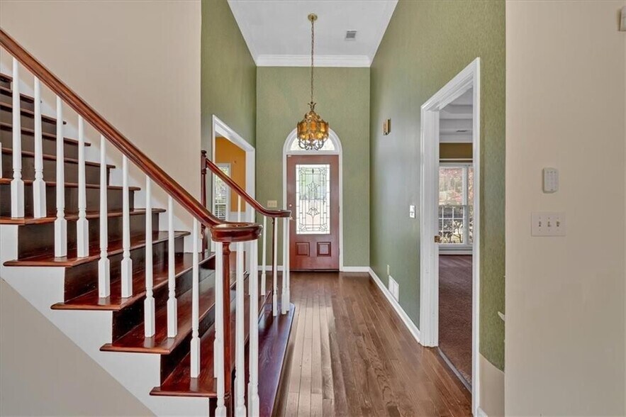 Building Photo - 3525 Sir Johns Ct NW