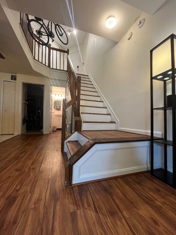 Building Photo - 8A Deer Run Ct