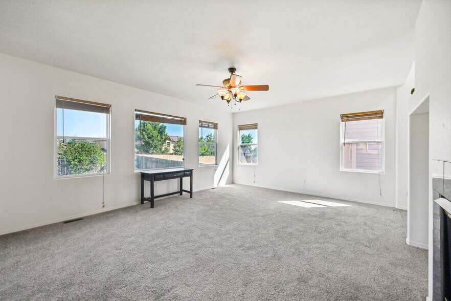 Building Photo - 7005 Wood Lily Dr