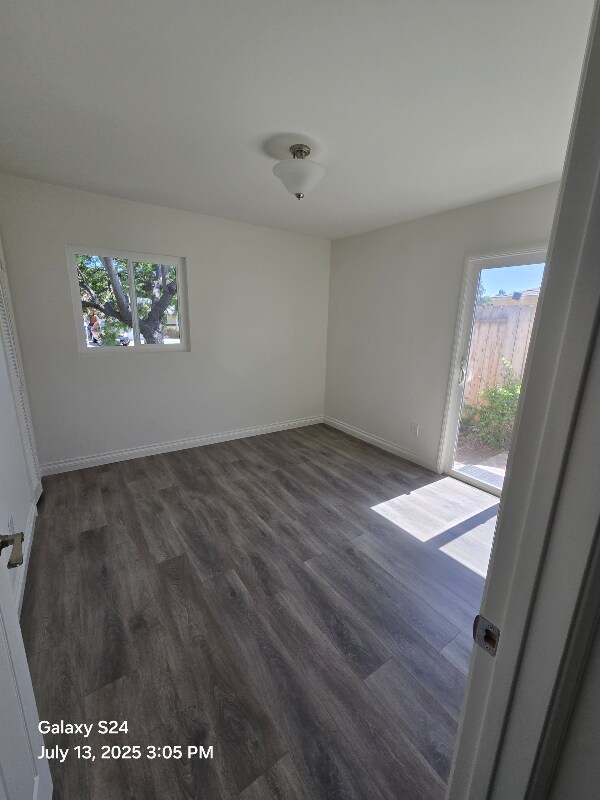 Building Photo - 9310 Manor Dr