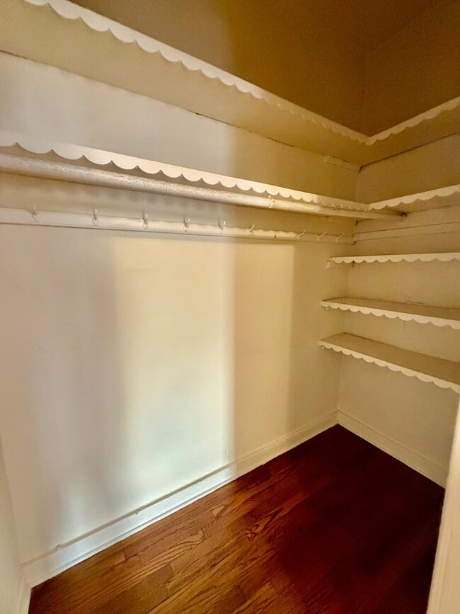 Building Photo - 225 N Broadway