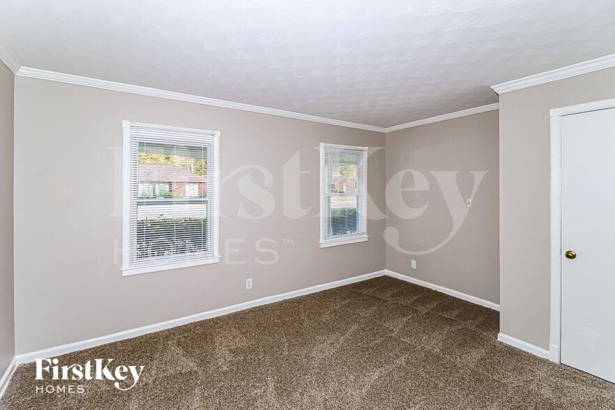 Building Photo - 3145 Overbrook Dr