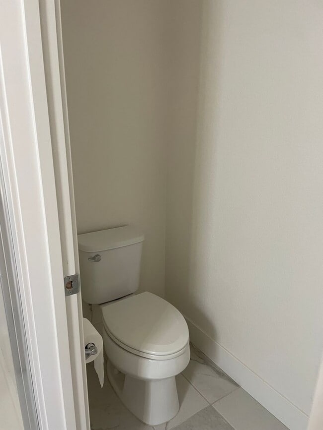 Building Photo - Spacious 3 Bedroom Home in Quiet Neighborhood - Solar Included!