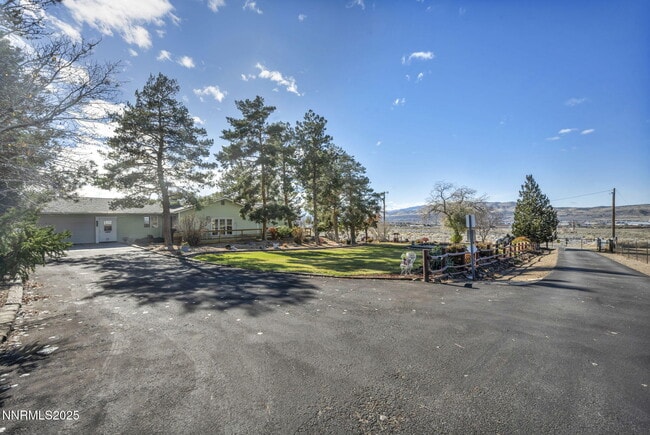 Building Photo - 30 El Caballo Trail