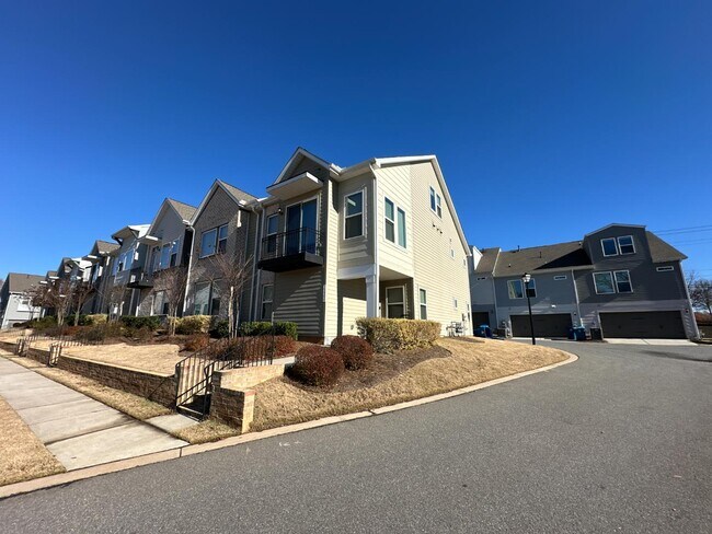 Building Photo - 1404 Winding Stream Rd