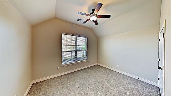 Building Photo - Luxury 4 Bedroom 2.5 Bathroom Home in Deer Creek Schools with a Bonus Room (Gated Community)