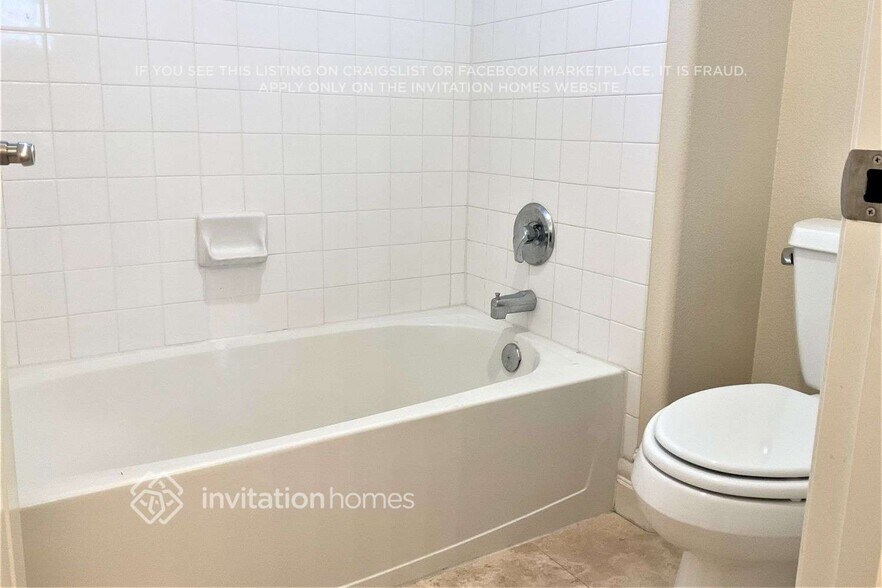 Building Photo - 3501 Mountain Park St