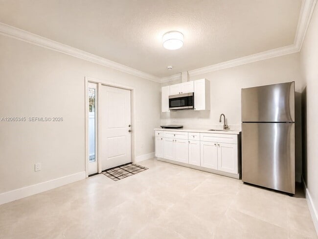 Building Photo - 3105 SW 143rd Ct