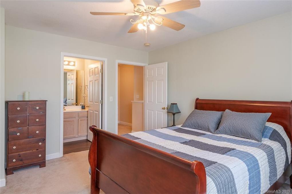 Master BR - 606 Olde Covington Way
