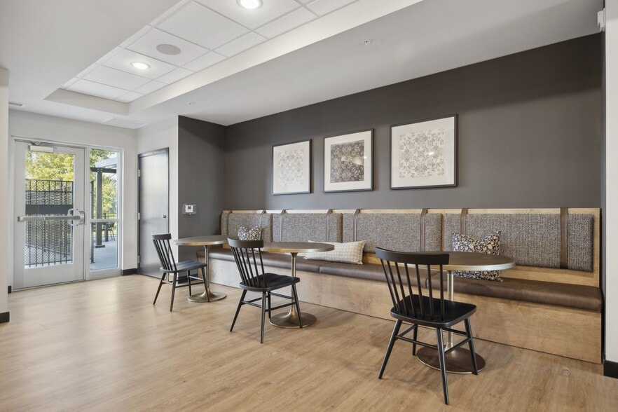 Building Photo - Wicklowe Apartments