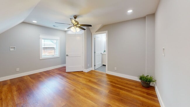 Building Photo - 1704 Highland Ave
