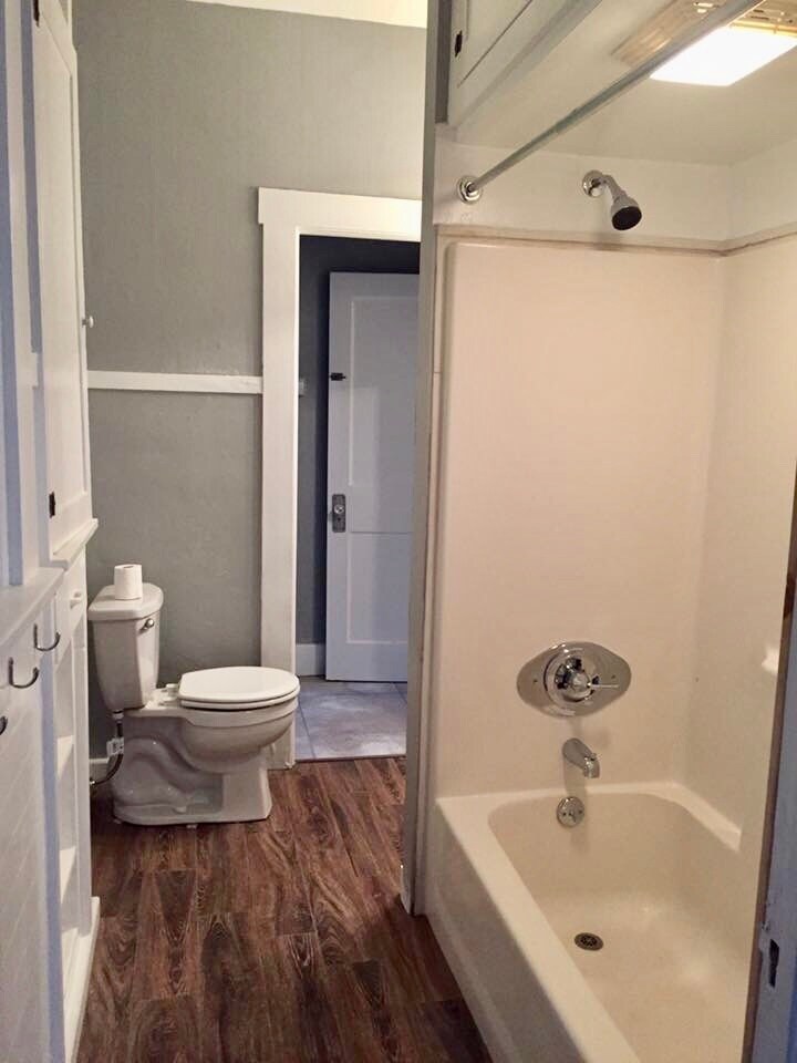 Bathroom - 2812 NW 15th St