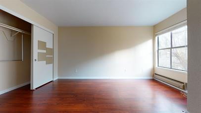 Building Photo - Beautiful 1 Bedroom 1 Bathroom in Pac Heig...