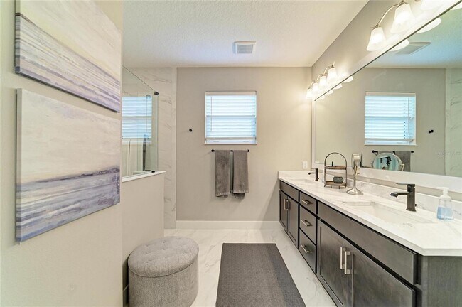 Building Photo - 1047 Waterline Ct