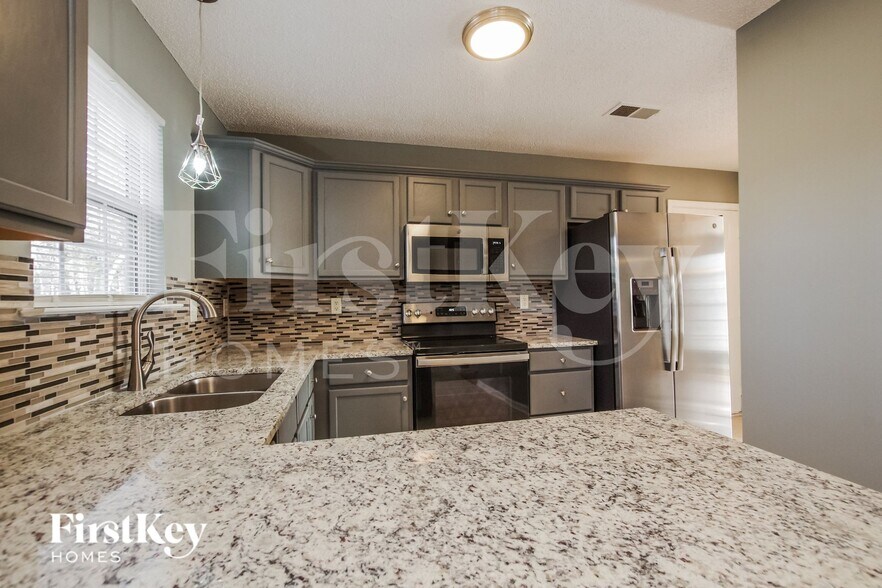 Building Photo - 3226 Meadow Stone Ct