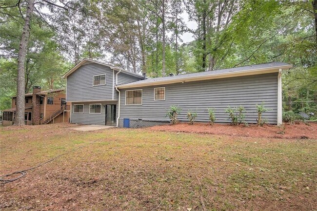 Building Photo - 3267 Aspen Cir SW