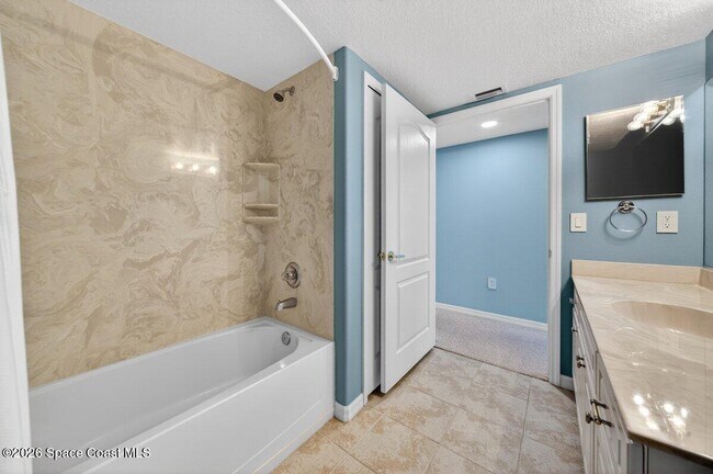 Building Photo - 8903 Laguna Ln