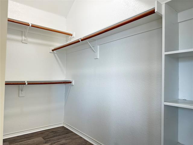 Building Photo - 1435 Kingsley Dr