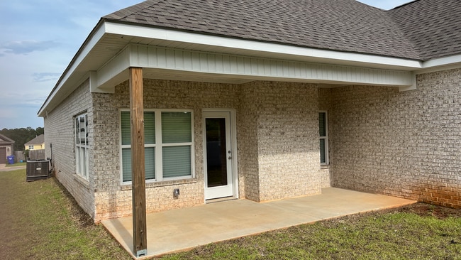 Building Photo - 217 Overcup Dr
