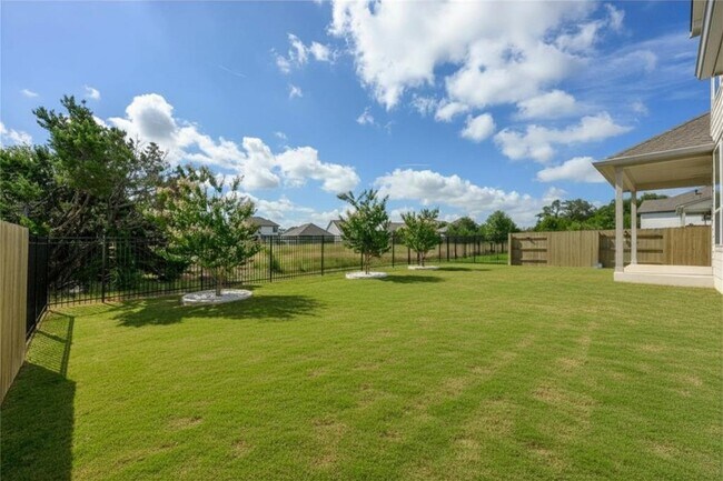 Building Photo - 360 Crescent Moon Ct