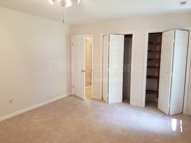 Building Photo - 2504 Carriage Creek Ct