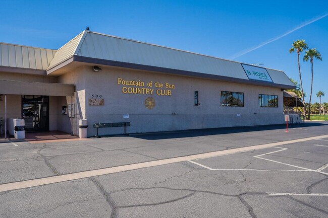 Building Photo - 650 S Arrowwood Way