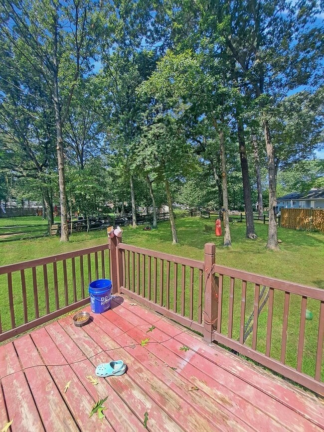 Building Photo - 5209 Vaughan Ct