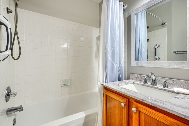 Building Photo - 4820 Dorsey Hall Dr