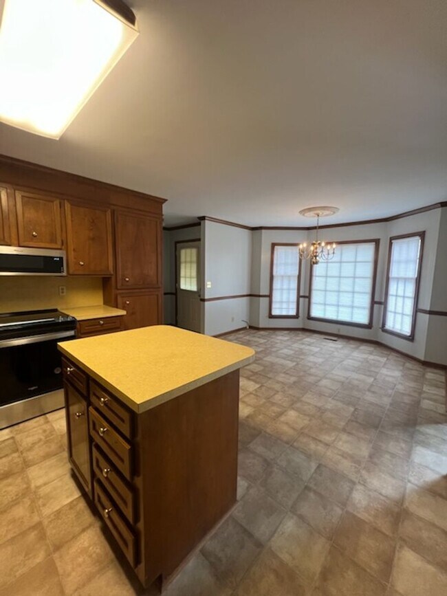 Building Photo - Home for Rent New Listing Beautiful Home